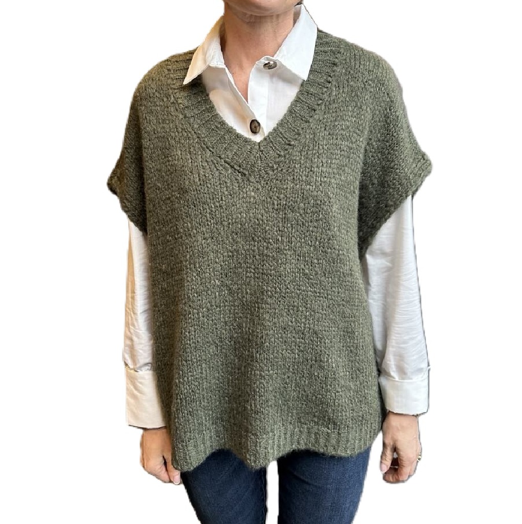 Ivory knit vest army