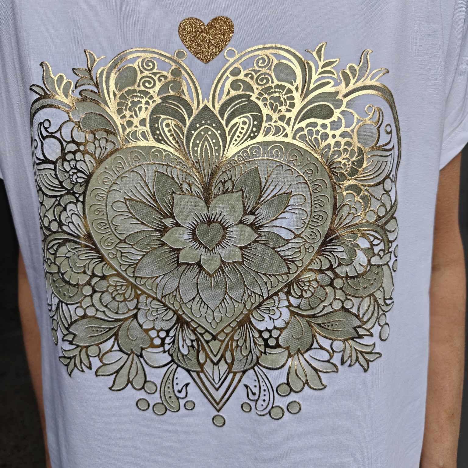 Maddie tee gold flower army