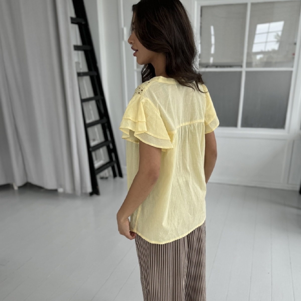 Continue Christel solid light yellow