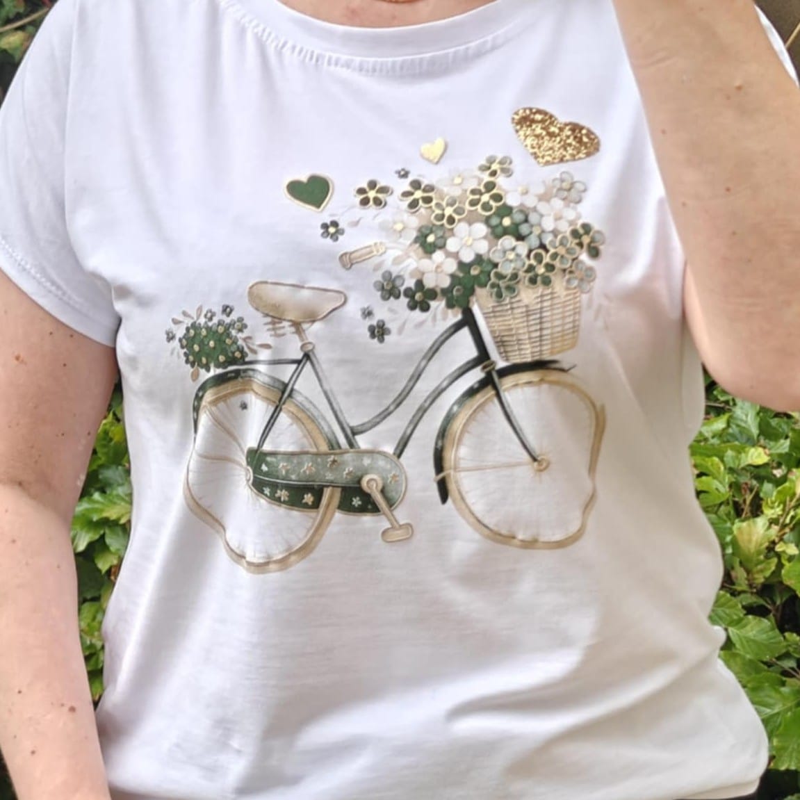 Maddie tee flower bike army