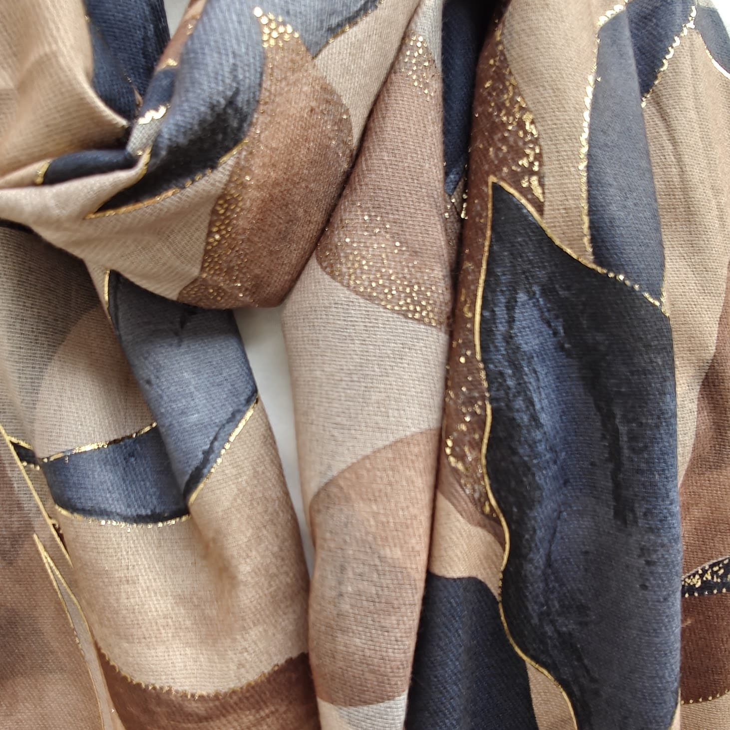 Sally gold tørklæde taupe