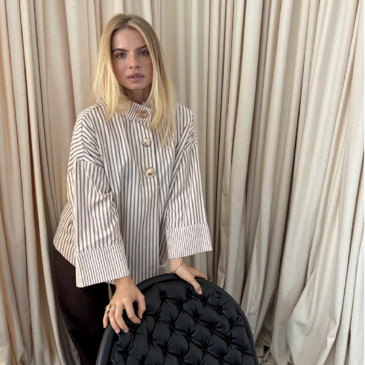 Continue Klara high neck brown stripe
