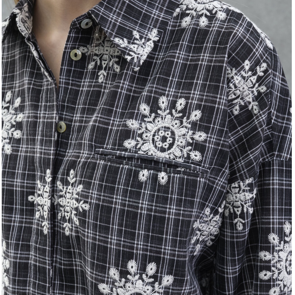 Love&Divine Love1495 black check